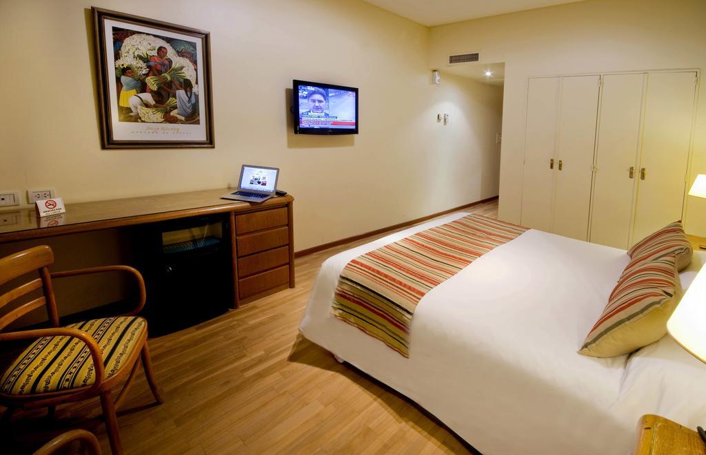 Hotel Argos Bahía Blanca Oda fotoğraf